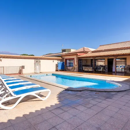 Floratere Piscina Y Relax لاس غاليتاس